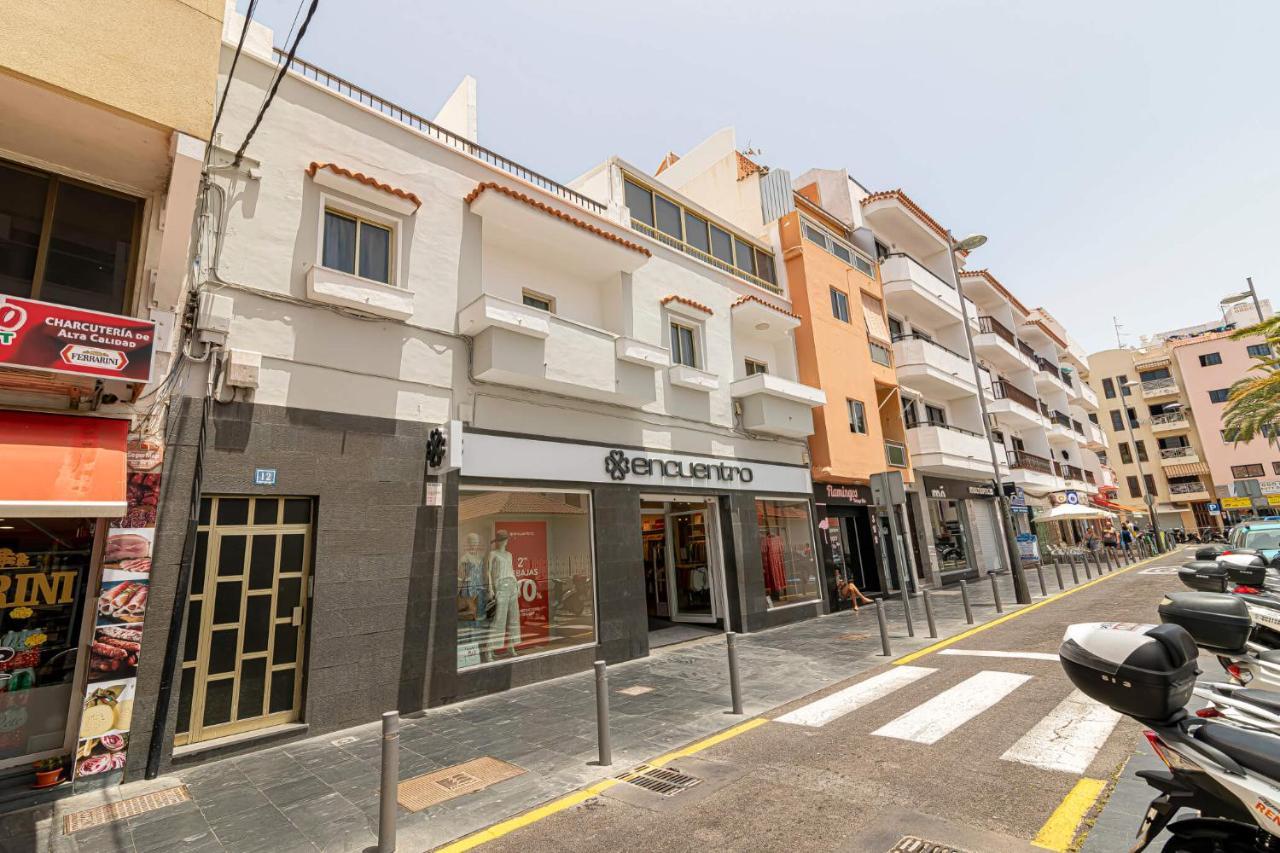 Apartamentos En El Centro De Los Cristianos Арона Экстерьер фото