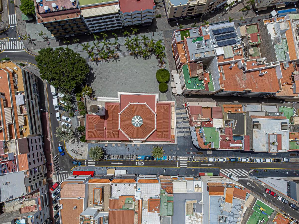 Apartamentos En El Centro De Los Cristianos Арона Экстерьер фото