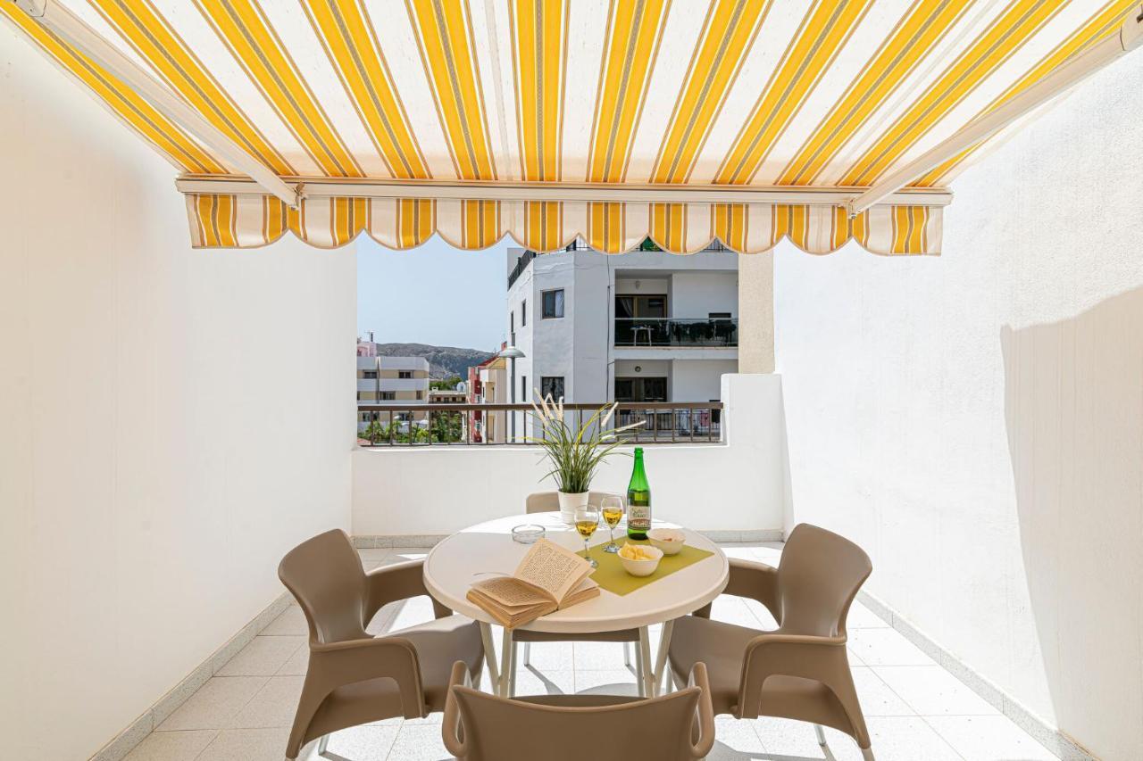Apartamentos En El Centro De Los Cristianos Арона Экстерьер фото