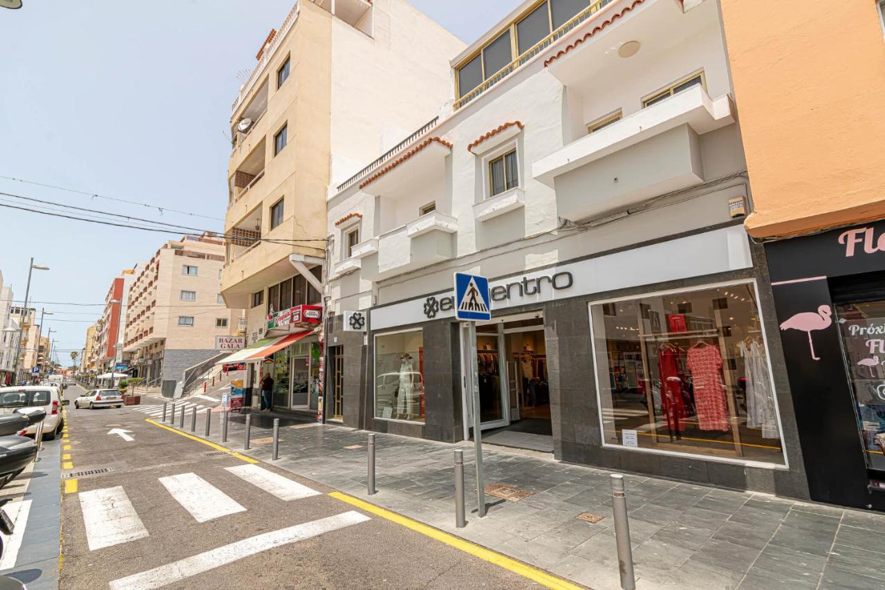 Apartamentos En El Centro De Los Cristianos Арона Экстерьер фото
