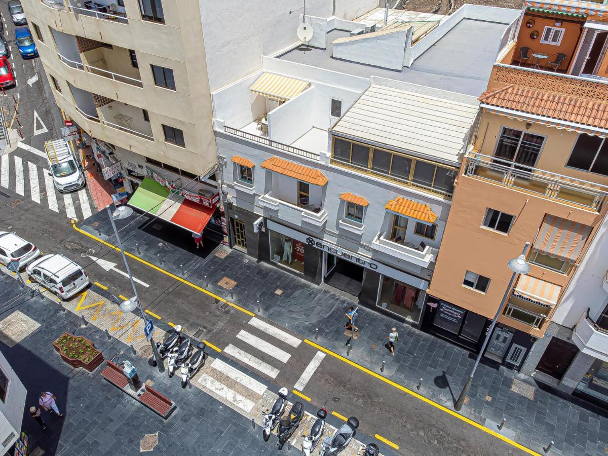 Apartamentos En El Centro De Los Cristianos Арона Экстерьер фото